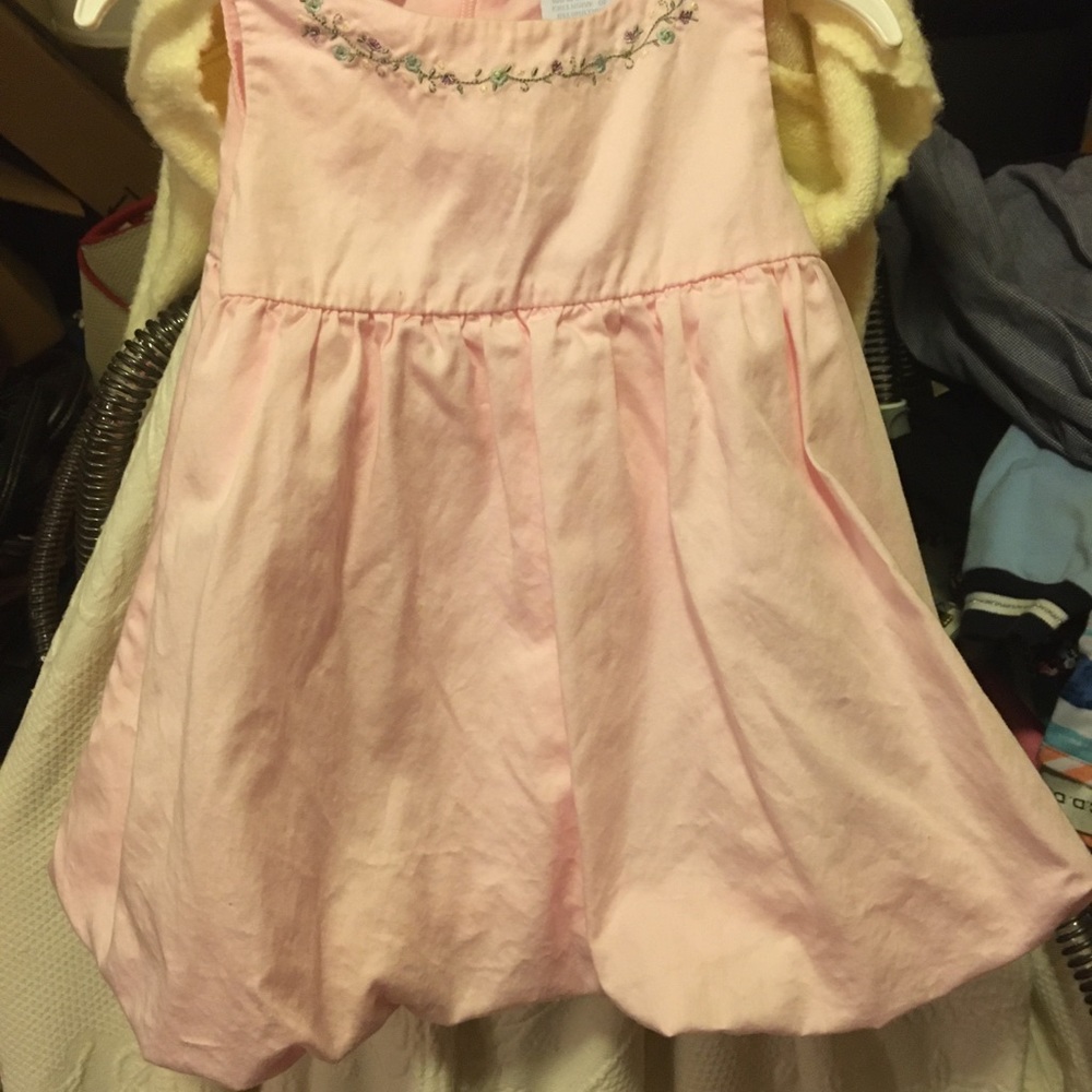 6M Pink Sleeveless Dress with embroidery on dress and sweater Excellent conditio